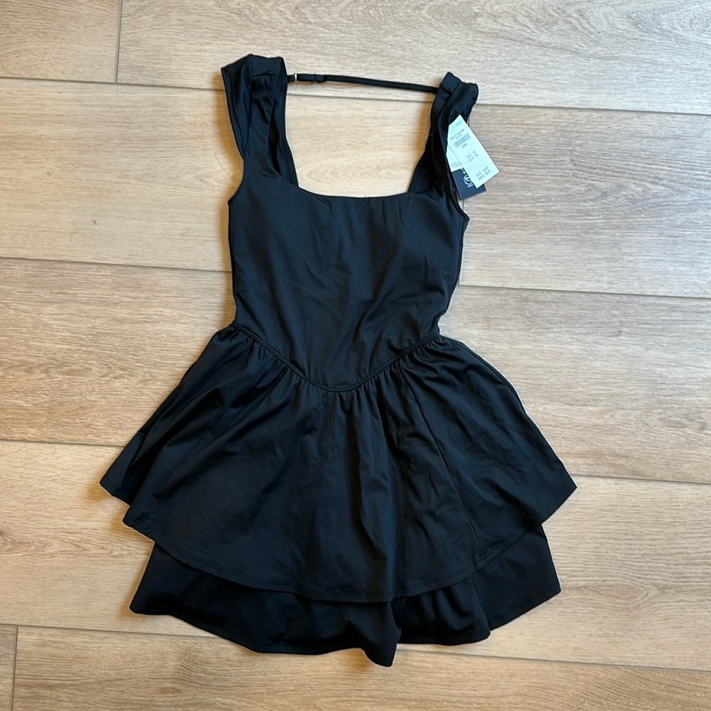 Gilly Hicks Black Active Dress (sz small)